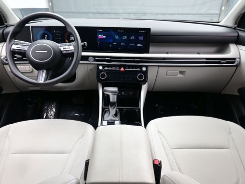 Certified 2025 Hyundai Tucson SEL image 17