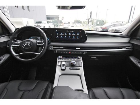 Certified 2025 Hyundai Palisade SEL AWD/4WD image 12
