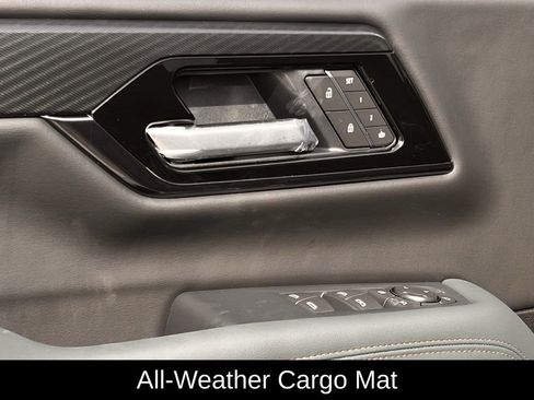 New 2026 GMC Yukon XL AT4 w/ AT4 Premium Plus Package AWD/4WD image 21