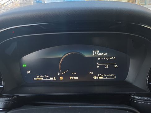 Used 2021 Lincoln Corsair Reserve w/ Equipment Group 201A image 22