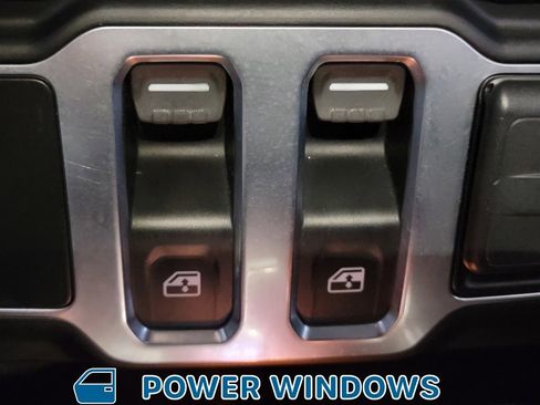 Used 2020 Jeep Wrangler Sport image 26