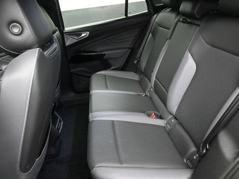 Used 2023 Volkswagen ID.4 Pro S RWD image 27