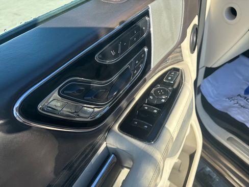 Used 2019 Lincoln Navigator Black Label w/ Cargo Package image 13