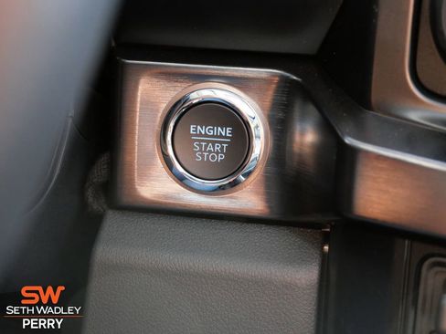 New 2025 Ford F250 Lariat w/ Lariat Ultimate Package image 24