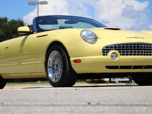 Used 2002 Ford Thunderbird RWD image 23