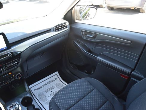 Used 2025 Ford Escape Active FWD image 12