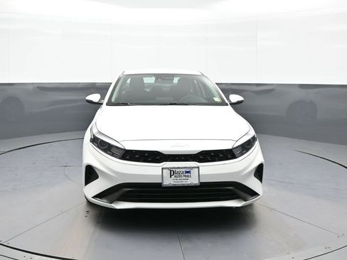 Certified 2024 Kia Forte LXS w/ LXS Technology Package image 2