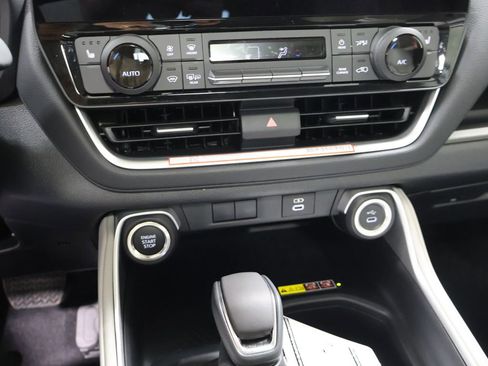 New 2026 Toyota Grand Highlander AWD image 25
