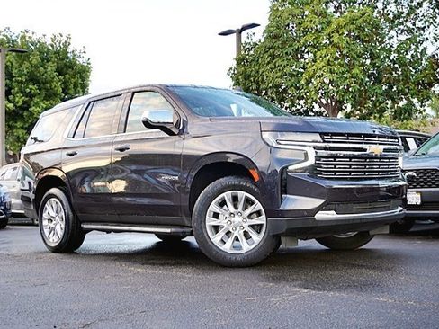 Used 2024 Chevrolet Tahoe Premier image 3