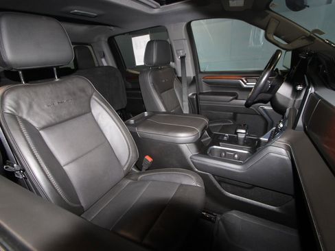 Used 2024 GMC Sierra 1500 Denali AWD/4WD image 26
