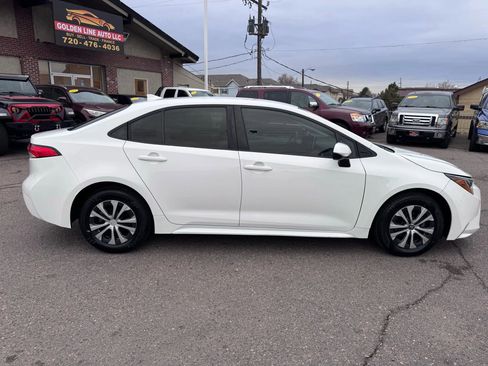Used 2020 Toyota Corolla LE image 9