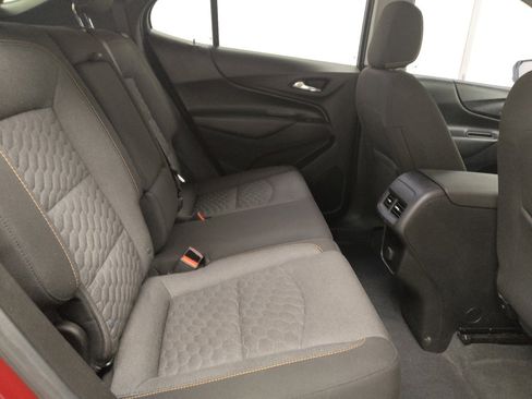 Used 2018 Chevrolet Equinox LT image 19