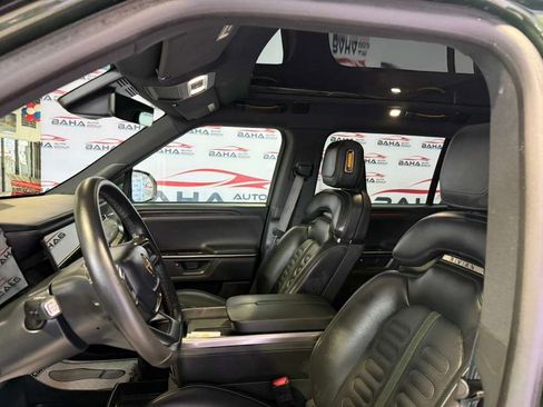 Used 2025 Rivian R1S Adventure AWD/4WD image 30