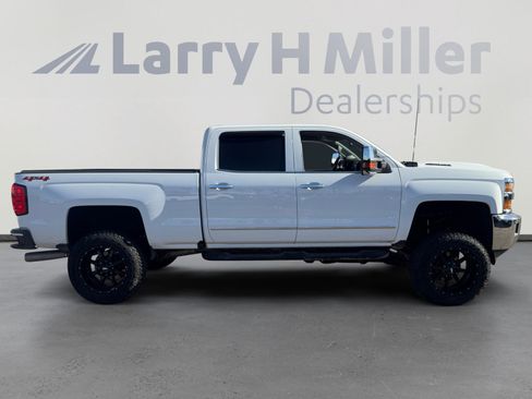 Used 2018 Chevrolet Silverado 2500 LTZ w/ Duramax Plus Package image 6