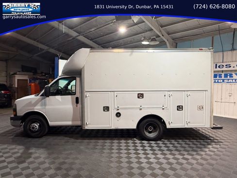 Used 2016 GMC Savana 3500 image 8