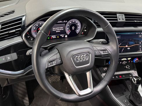 Used 2021 Audi Q3 2.0T Premium Plus AWD/4WD image 3