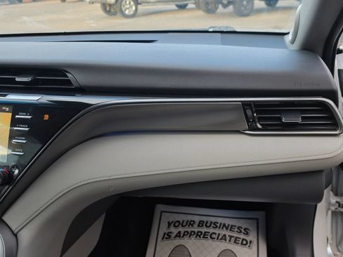 Used 2020 Toyota Camry XSE w/ Navigation Package FWD image 30