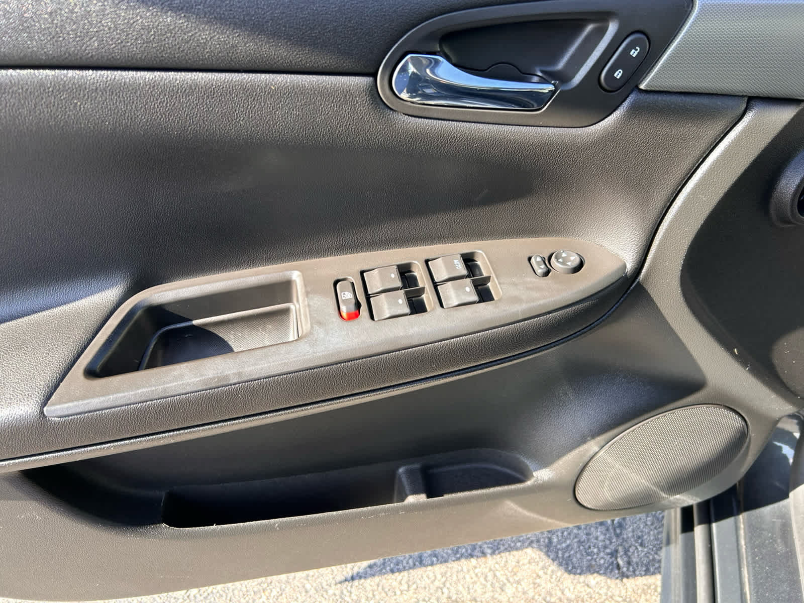 Used 2014 Chevrolet Impala Police FWD image 10