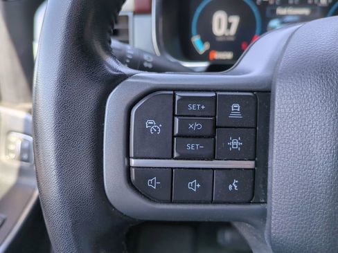 Certified 2022 Ford F150 Lariat w/ Equipment Group 502A High image 31