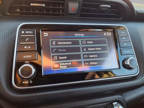 Certified 2025 Nissan Kicks Play S image 7