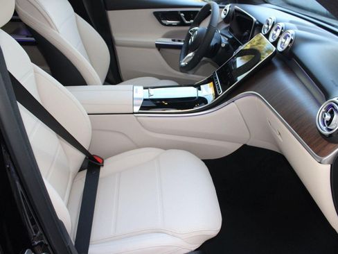 Certified 2026 Mercedes-Benz GLC 300 image 34