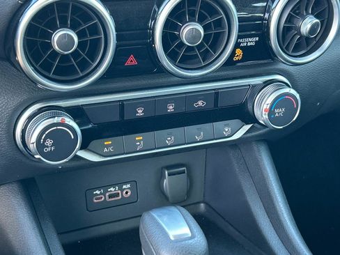 Used 2022 Nissan Sentra SV image 13