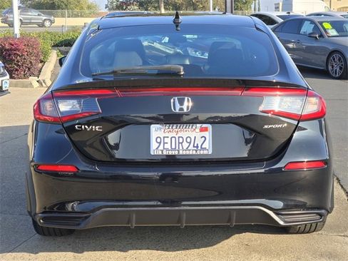 Used 2023 Honda Civic Sport image 5