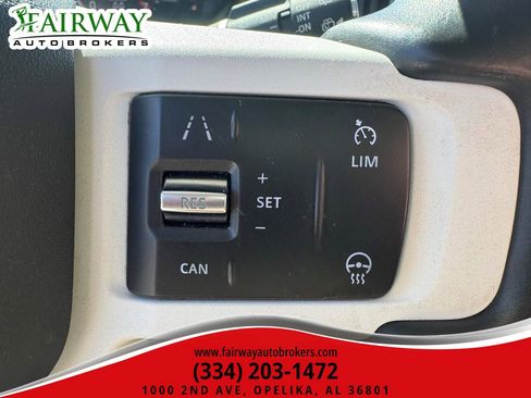 Used 2023 Land Rover Defender 110 SE AWD/4WD image 20