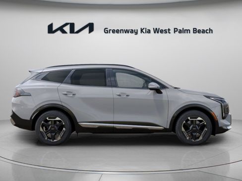 New 2027 Kia Sportage SX FWD image 8