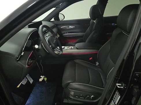 Used 2025 Genesis GV70 2.5T w/ Sport Prestige Package AWD/4WD image 5