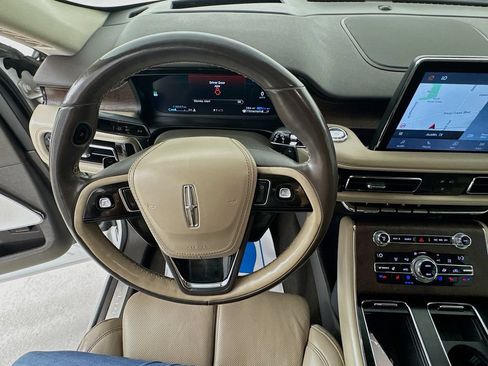 Used 2020 Lincoln Aviator Grand Touring w/ Equipment Group 301A AWD/4WD image 13