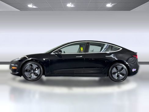 Used 2018 Tesla Model 3 Long Range RWD image 2