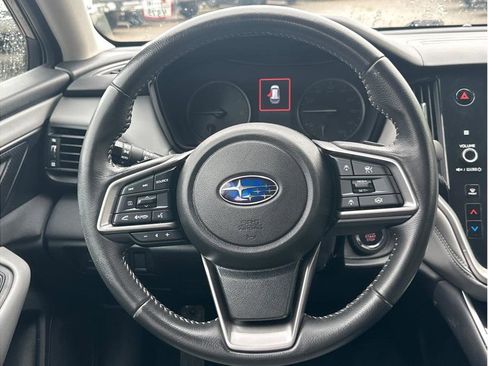 Used 2023 Subaru Outback Premium image 15