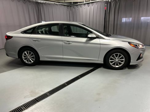 Used 2019 Hyundai Sonata SE FWD image 8