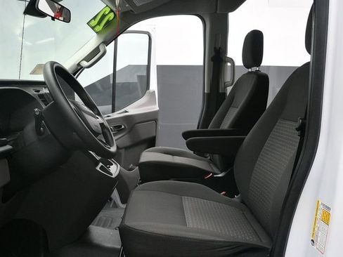 Used 2022 Ford Transit 350 XLT image 9