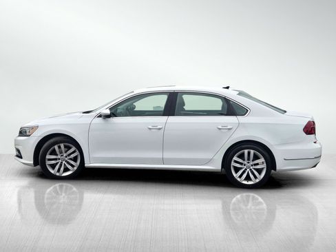 Used 2018 Volkswagen Passat 2.0T SE image 7