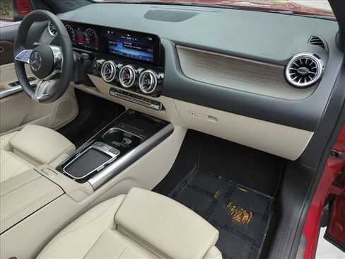 Used 2026 Mercedes-Benz GLA 250 image 22