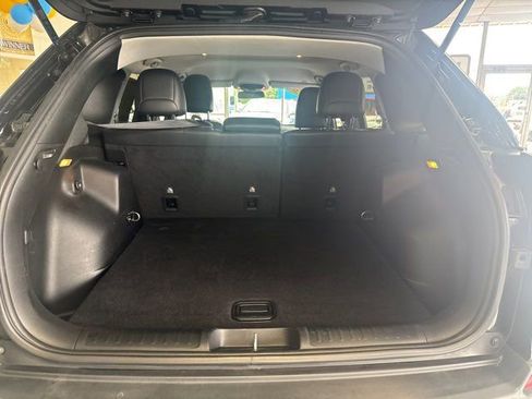 Used 2019 Jeep Cherokee Latitude Plus image 10