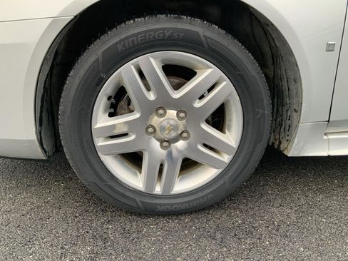 Used 2009 Chevrolet Impala LT image 16