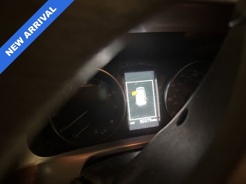 Used 2018 Toyota RAV4 LE w/ All Weather Liner Package image 20