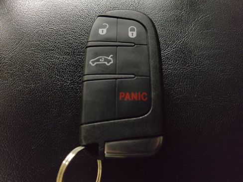 Used 2022 Dodge Charger SXT w/ Driver Convenience Group RWD image 32