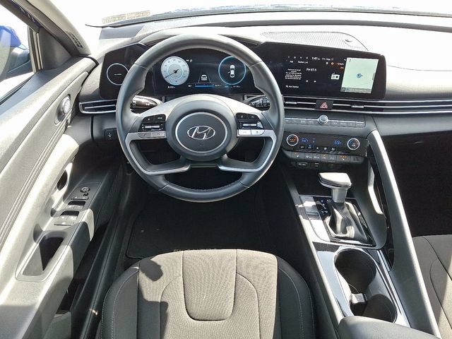 Certified 2023 Hyundai Elantra SEL w/ Convenience Package FWD image 11