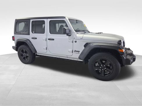 Used 2022 Jeep Wrangler Unlimited Sport AWD/4WD image 6
