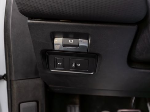 Used 2020 Land Rover Range Rover Evoque R-Dynamic S image 58