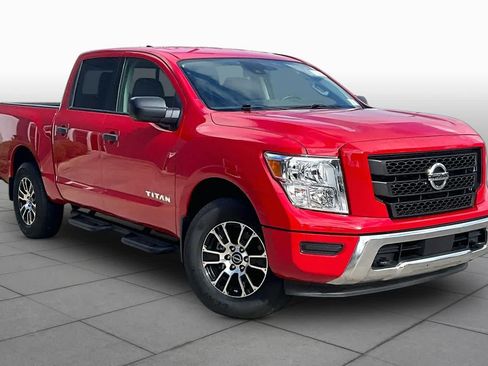Certified 2024 Nissan Titan SV w/ Accessory Utility Package AWD/4WD image 3