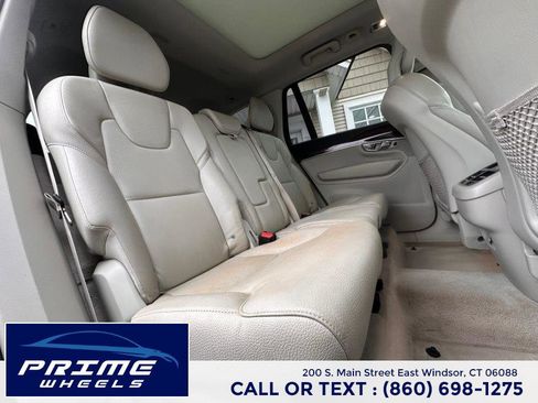 Used 2016 Volvo XC90 T6 Momentum image 16