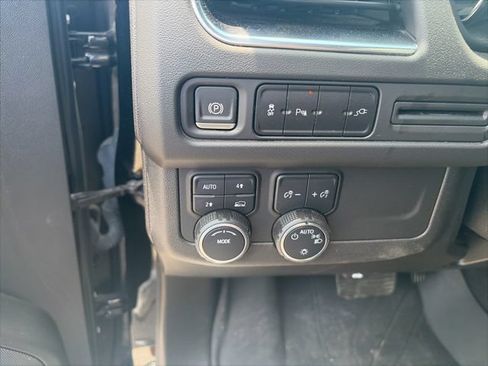Used 2021 Chevrolet Tahoe RST AWD/4WD image 19
