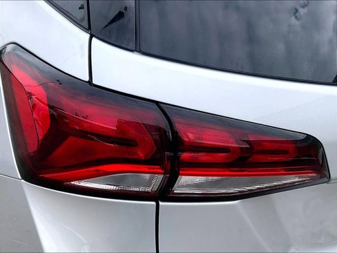 Used 2022 Chevrolet Equinox LT image 34