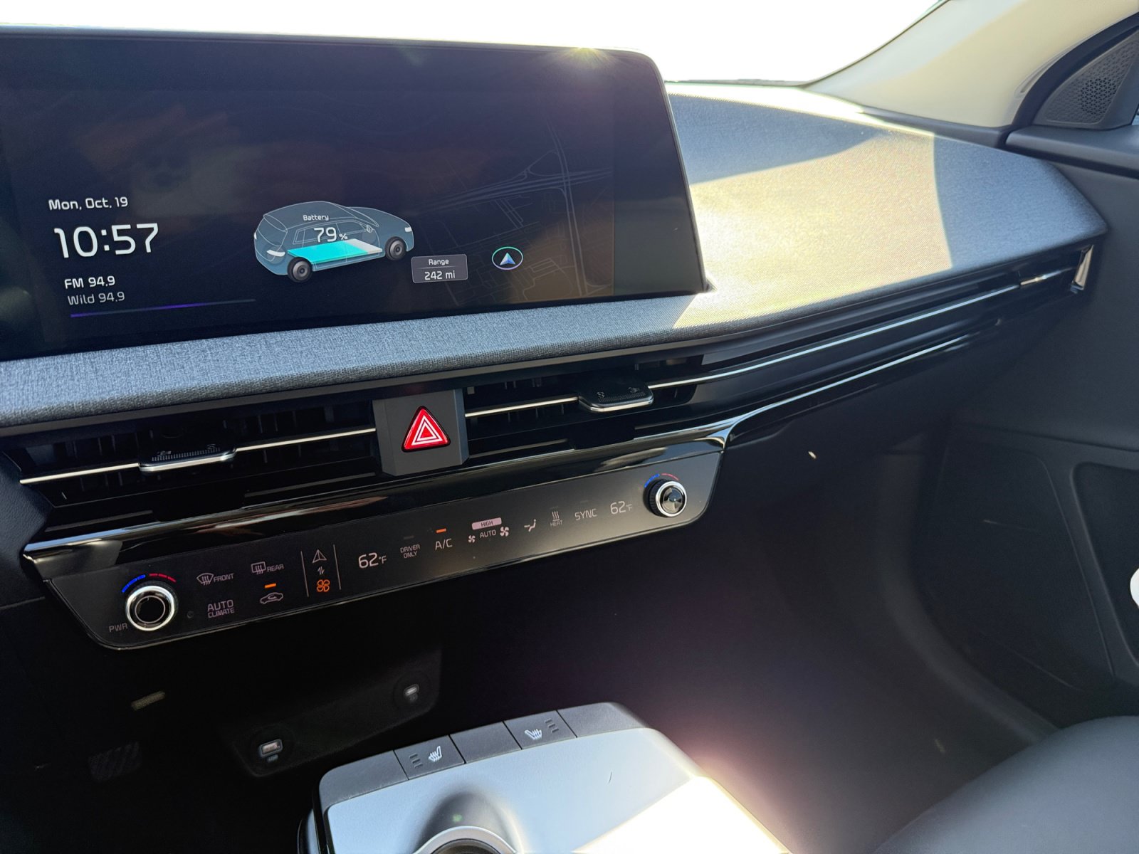 Used 2024 Kia EV6 Light RWD image 12