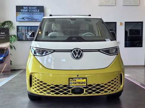 New 2025 Volkswagen ID. Buzz 1st Edition image 2